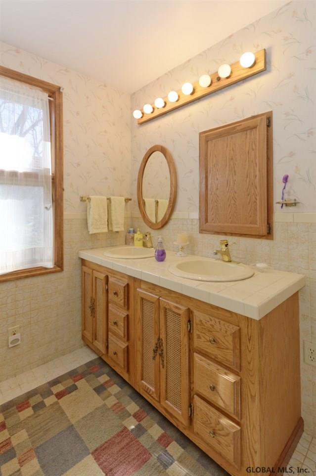 25 Hills Road Colonie, NY 12211 - Photo 52 of 65 Photo 55