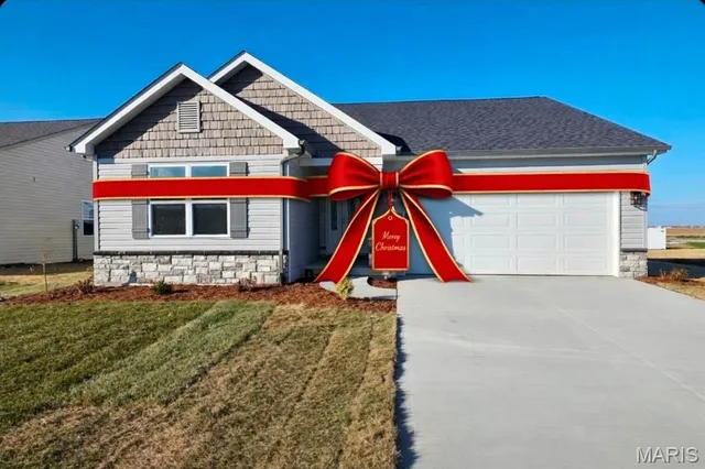 $392,065 | 847 Topaz Court, Mascoutah, IL 62258