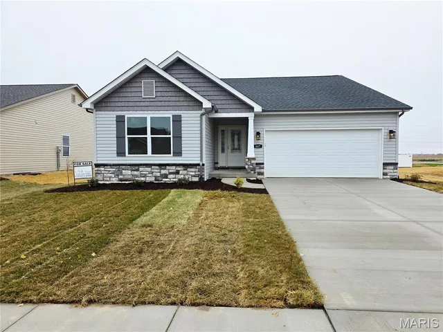 $392,065 | 847 Topaz Court, Mascoutah, IL 62258