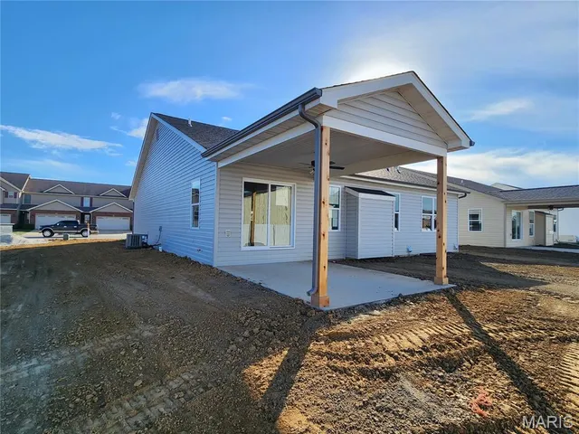 $392,065 | 847 Topaz Court, Mascoutah, IL 62258