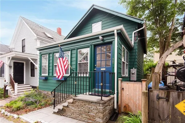 $10,000 | 12 Maitland Court, Newport, RI 02840