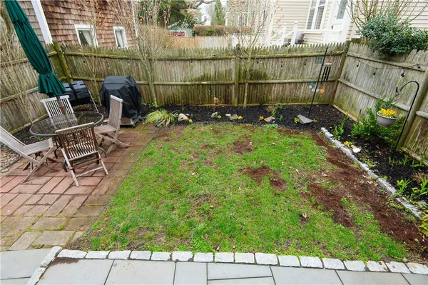 $10,000 | 12 Maitland Court, Newport, RI 02840