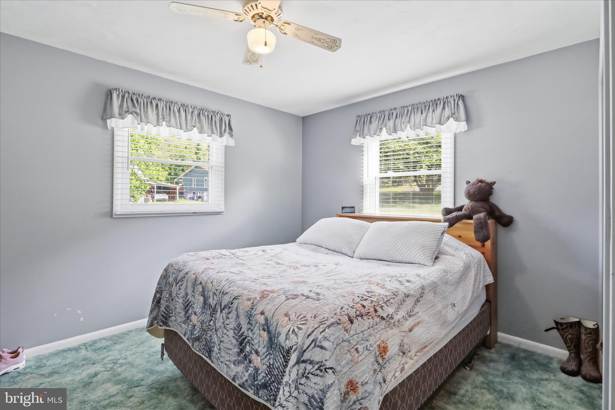 24712 Red Maple Road Southwest McCoole, MD 21562 - Photo 20 of 40 2nd Bedroom View 1