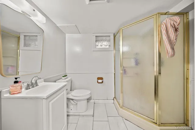 $829,000 | 32 McNamara Road, Spring Valley, NY 10977