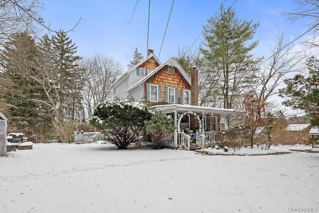 $829,000 | 32 McNamara Road, Spring Valley, NY 10977