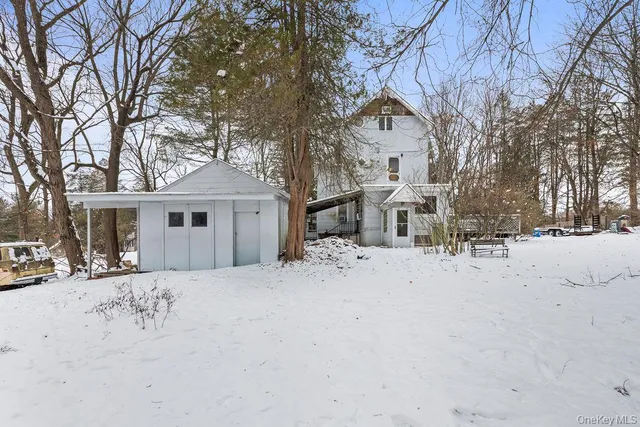 $829,000 | 32 McNamara Road, Spring Valley, NY 10977