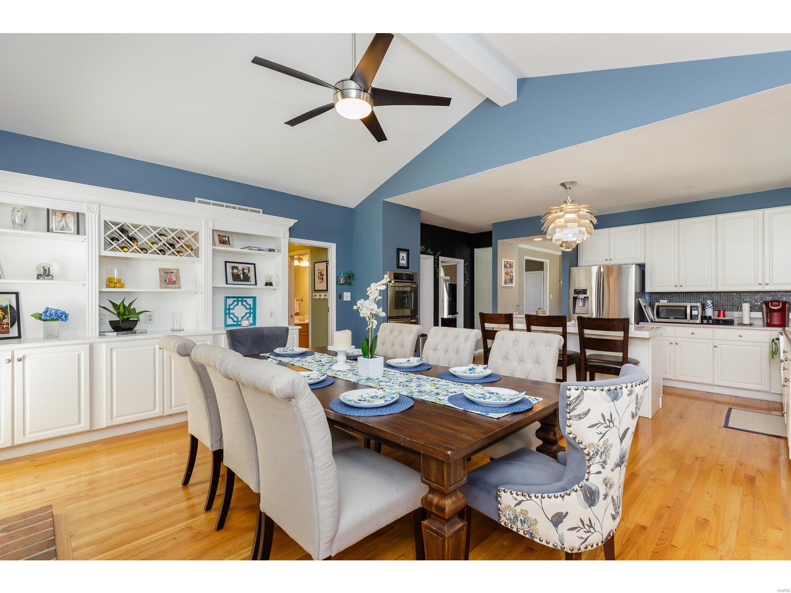 17209 Bluffview Ridge Place Chesterfield, MO 63005 - Photo 24 of 47 Gallery Image 24