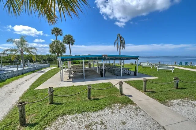 a view of a basketball court