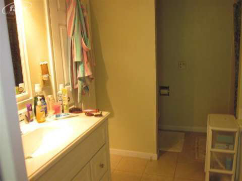 5520 South County Line Road Durand, MI 48429 - Photo 9 of 22 20401678-8.JPG