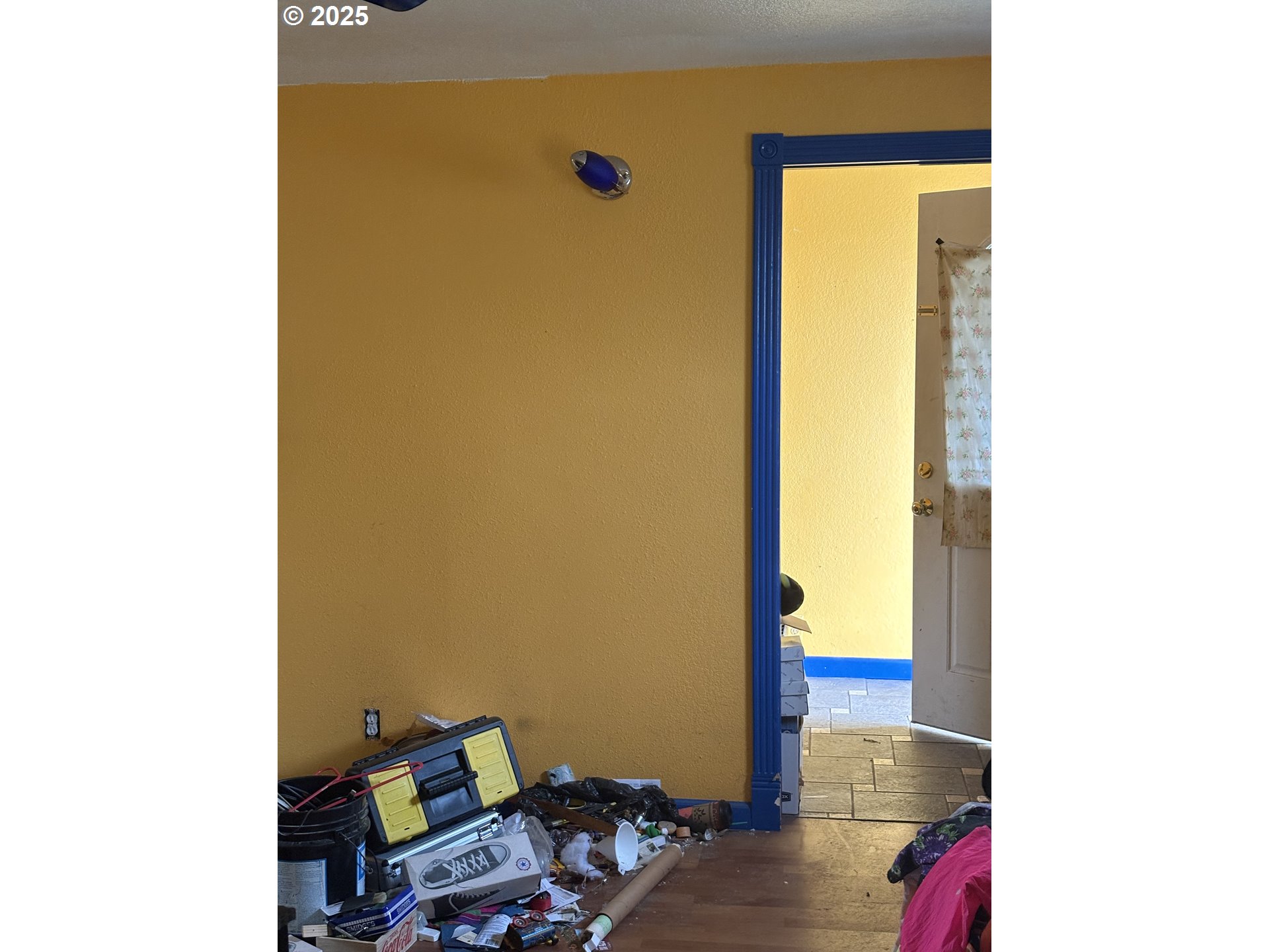 4135 Concord Street Eugene, OR 97402 - Photo 6 of 14 a view of storage space