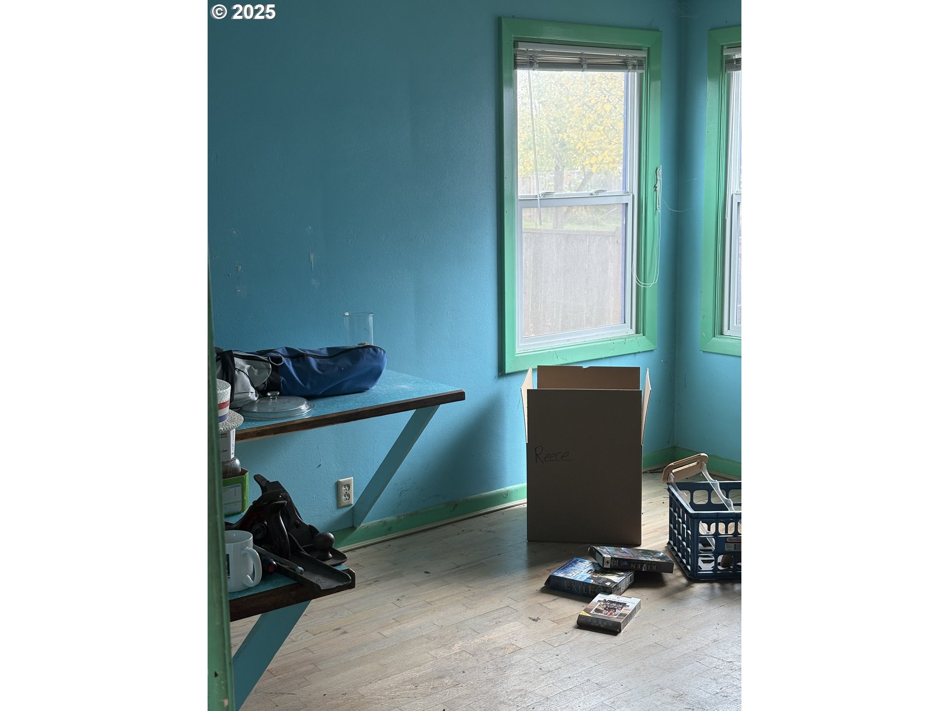 4135 Concord Street Eugene, OR 97402 - Photo 7 of 14 a view of workspace with a window and sitting area