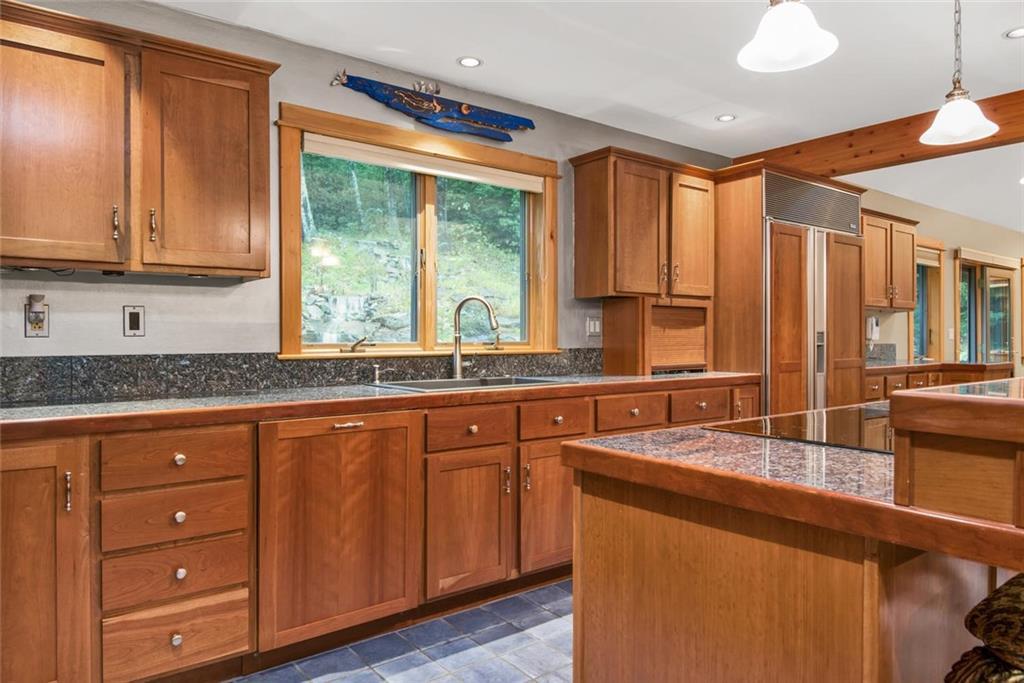 210 Blackstrap Road Falmouth, ME 04105 - Photo 11 of 26 Photo