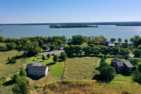 $45,000 | 7354 12th Street Northwest, Willmar, MN 56201