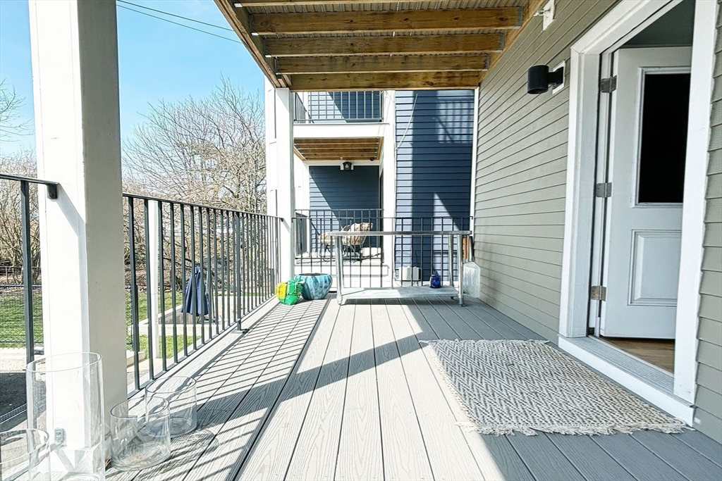 335 Maverick Street, Unit 1 Boston, MA 02128 - Photo 9 of 17
