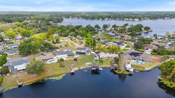 $1,800,000 | 10525 Homestead Drive, Tampa, FL 33618