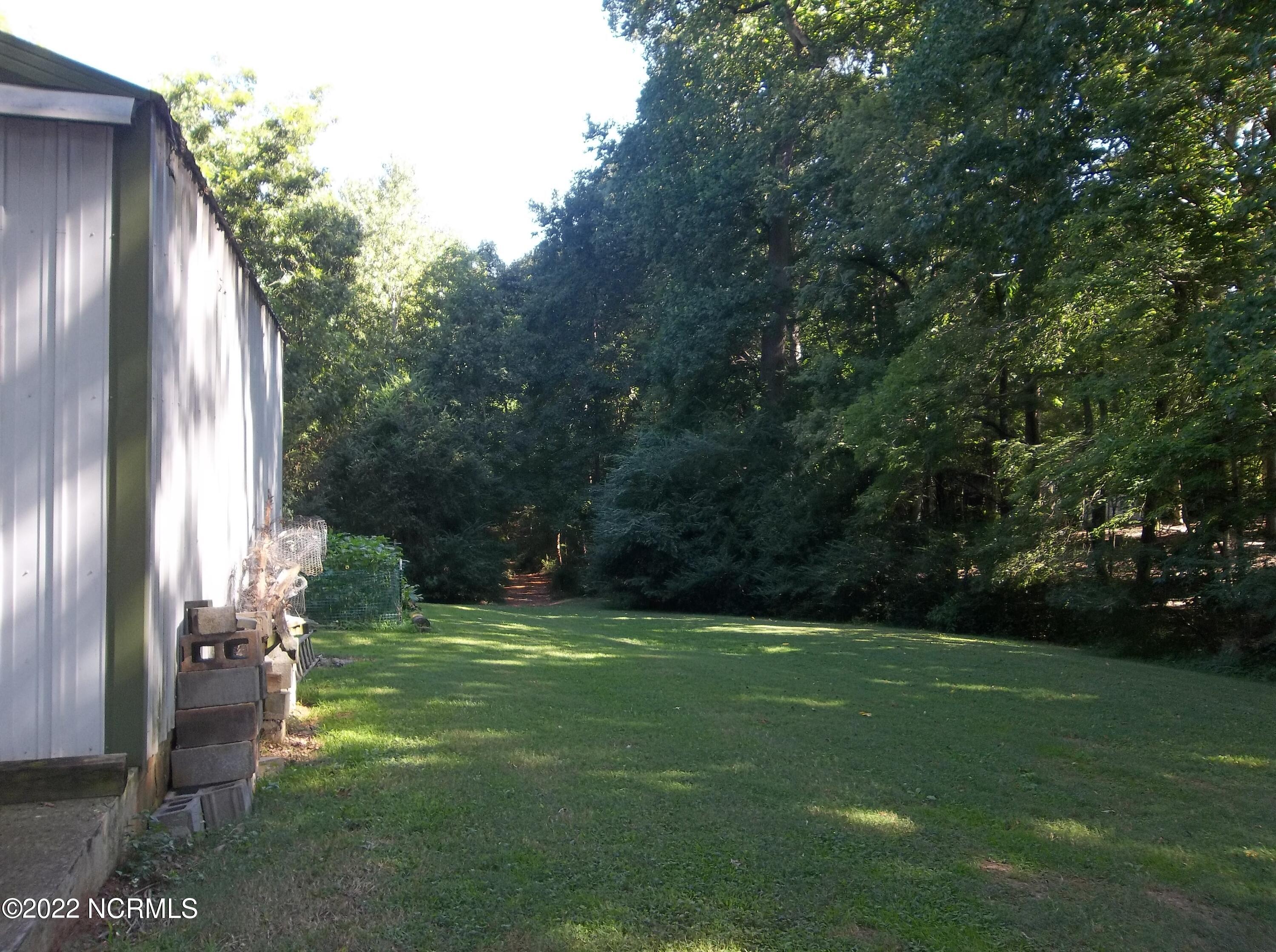 1073 Spies Road Star, NC 27356 - Photo 5 of 20 100_2405
