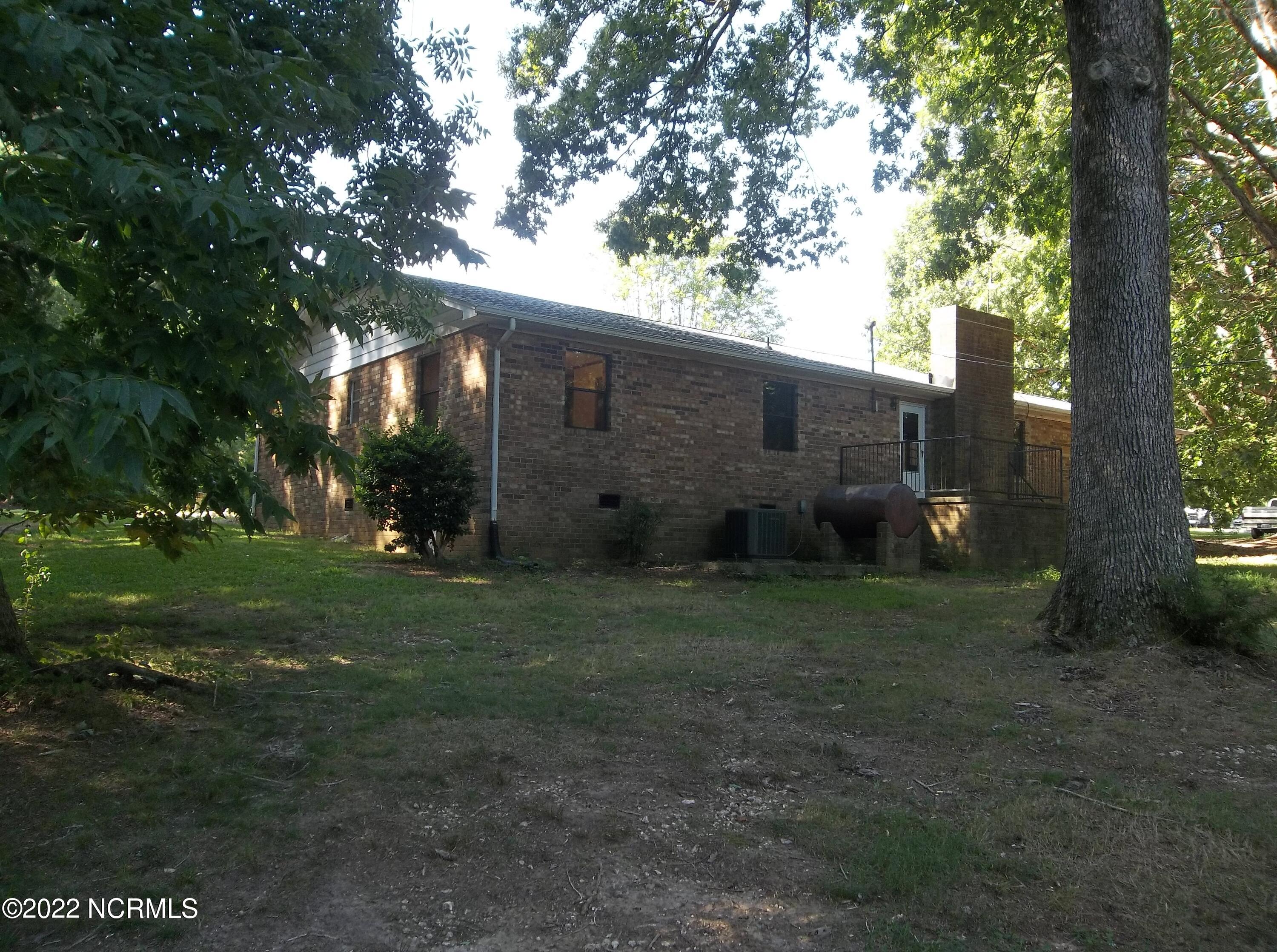 1073 Spies Road Star, NC 27356 - Photo 6 of 20 100_2406