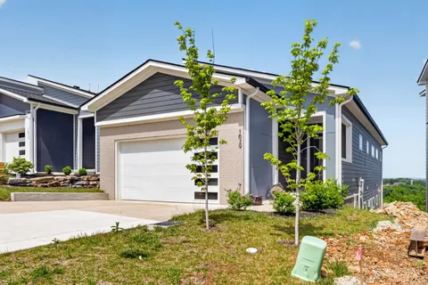 $880,000 | 1629 Boxwood Drive, Nashville, TN 37211