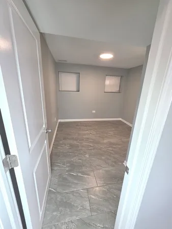 $1,650 | 5134 West Henderson Street, Unit G, Chicago, IL 60641