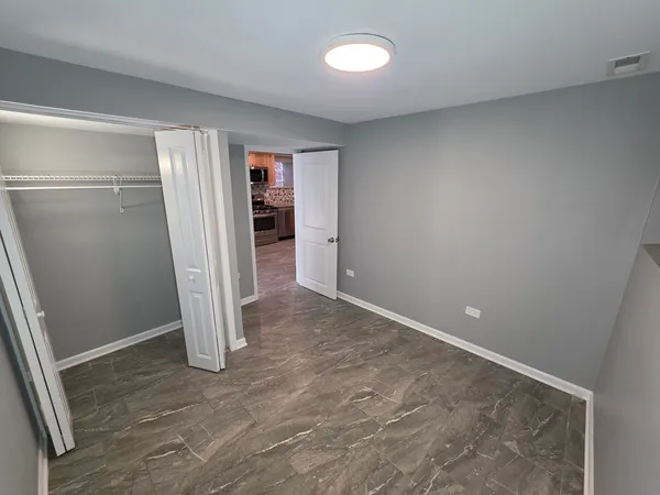 $1,650 | 5134 West Henderson Street, Unit G, Chicago, IL 60641