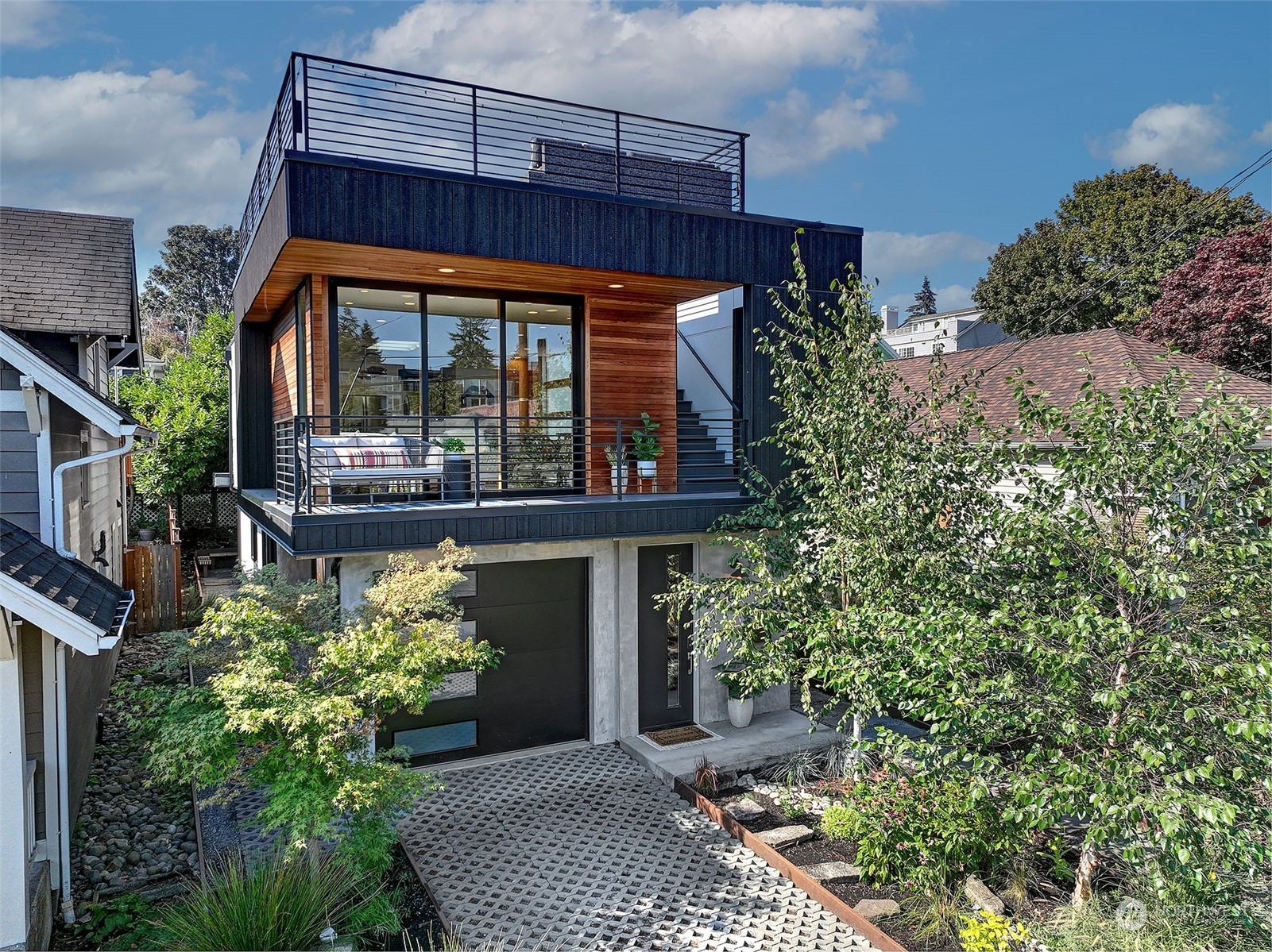 4123 Midvale Avenue North Seattle, WA 98103 - Photo 1 of 33 Gallery Image 1