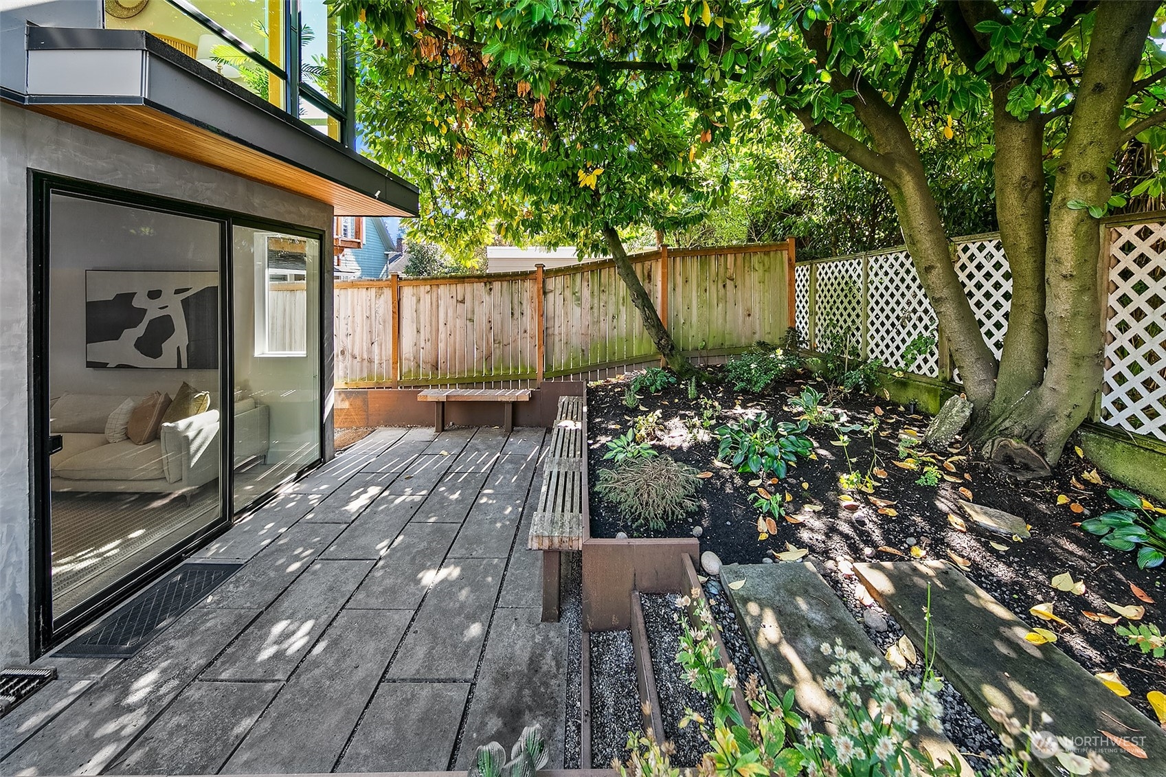 4123 Midvale Avenue North Seattle, WA 98103 - Photo 23 of 33 Gallery Image 23