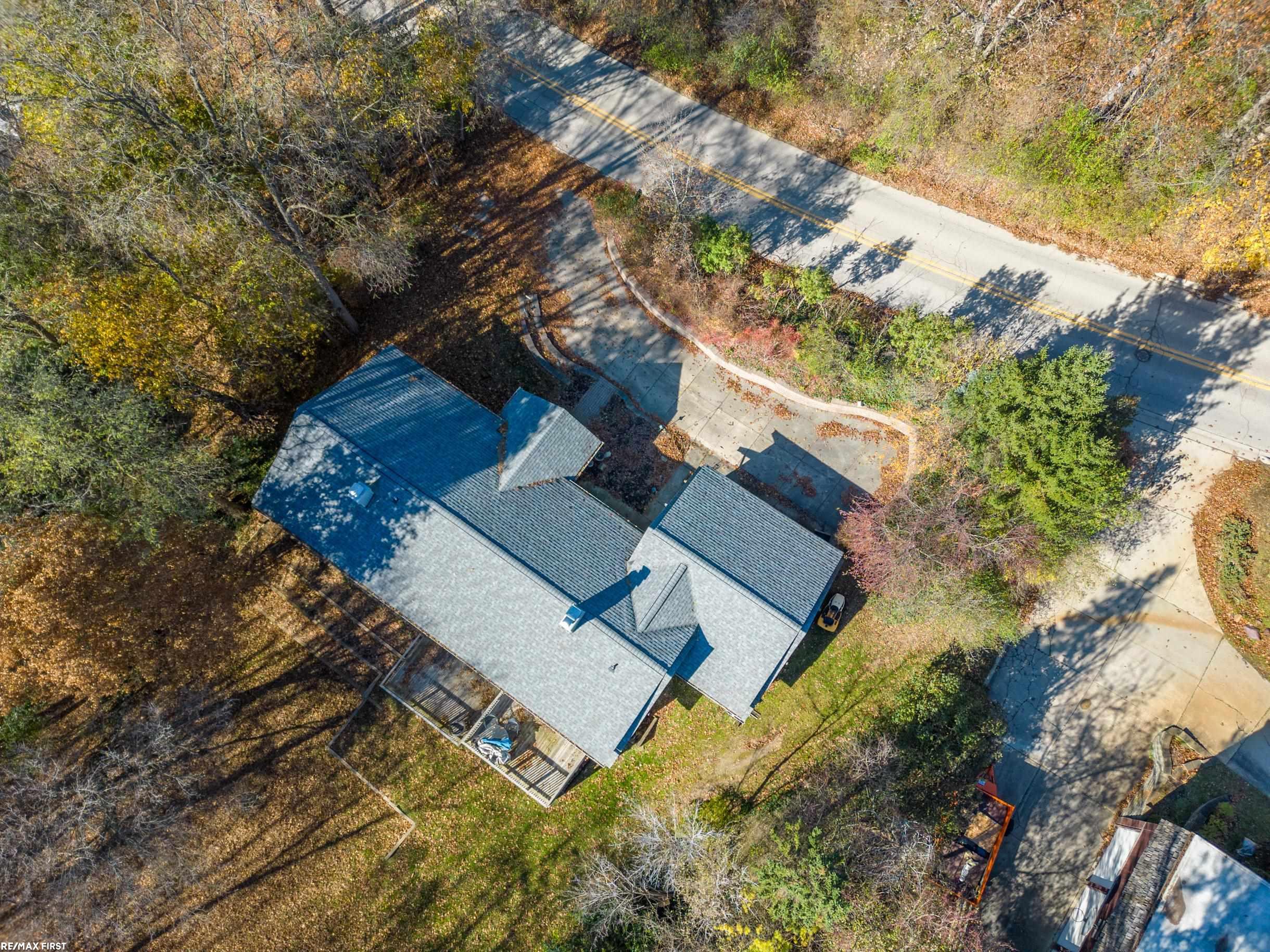 1035 West Snell Road Rochester, MI 48306 - Photo 9 of 48