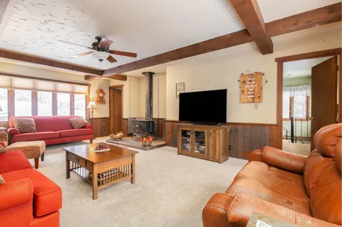 $1,799,000 | W304N2426 Maple Avenue, Delafield, WI 53072