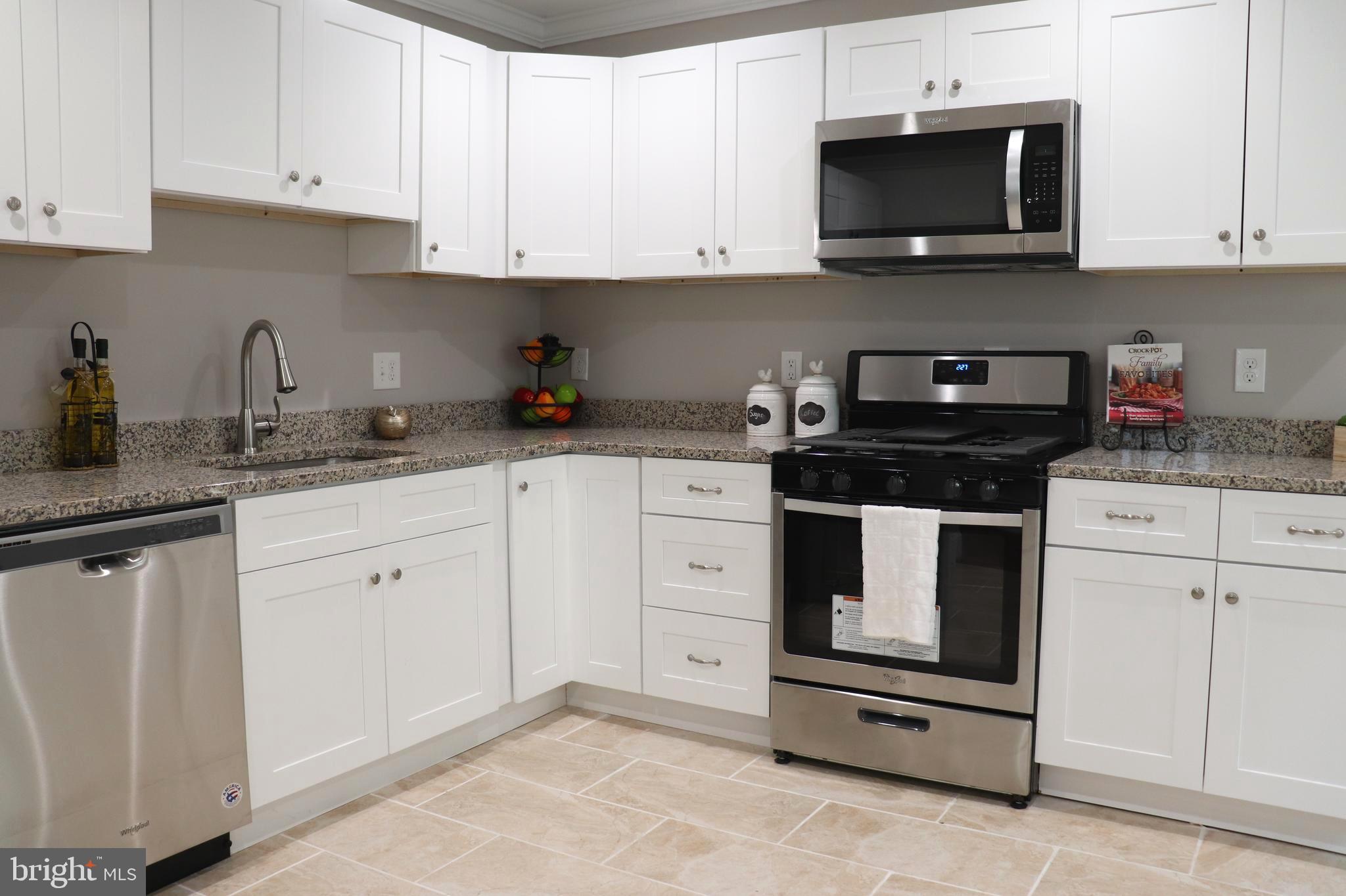 5 Clipper Road Essex, MD 21221 - Photo 13 of 51 Kitchen