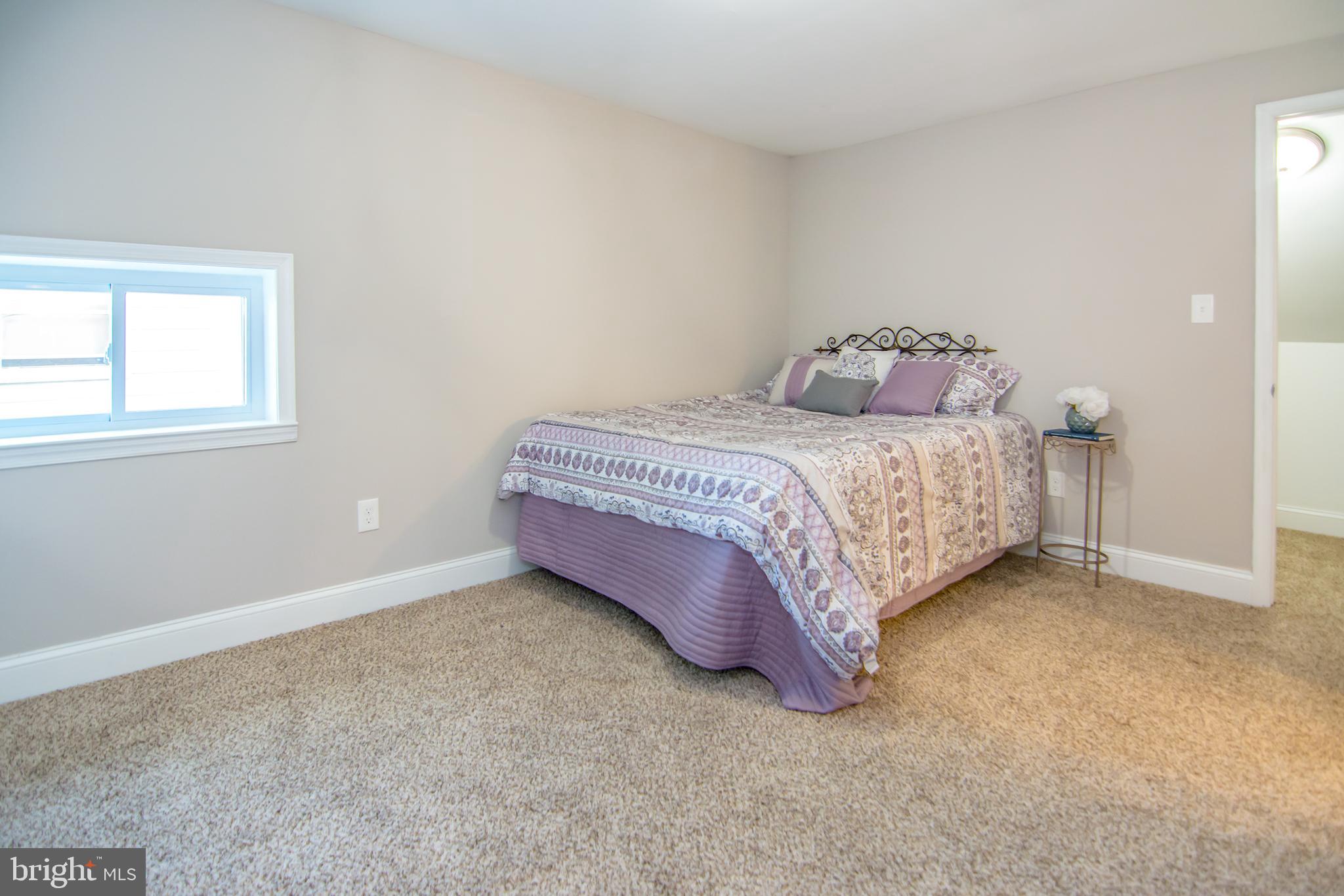 5 Clipper Road Essex, MD 21221 - Photo 31 of 51 Main bedroom, on 2nd level