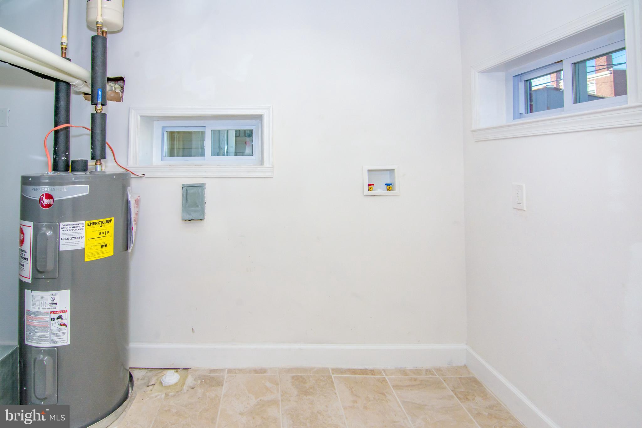 5 Clipper Road Essex, MD 21221 - Photo 38 of 51 Utility room and laundry