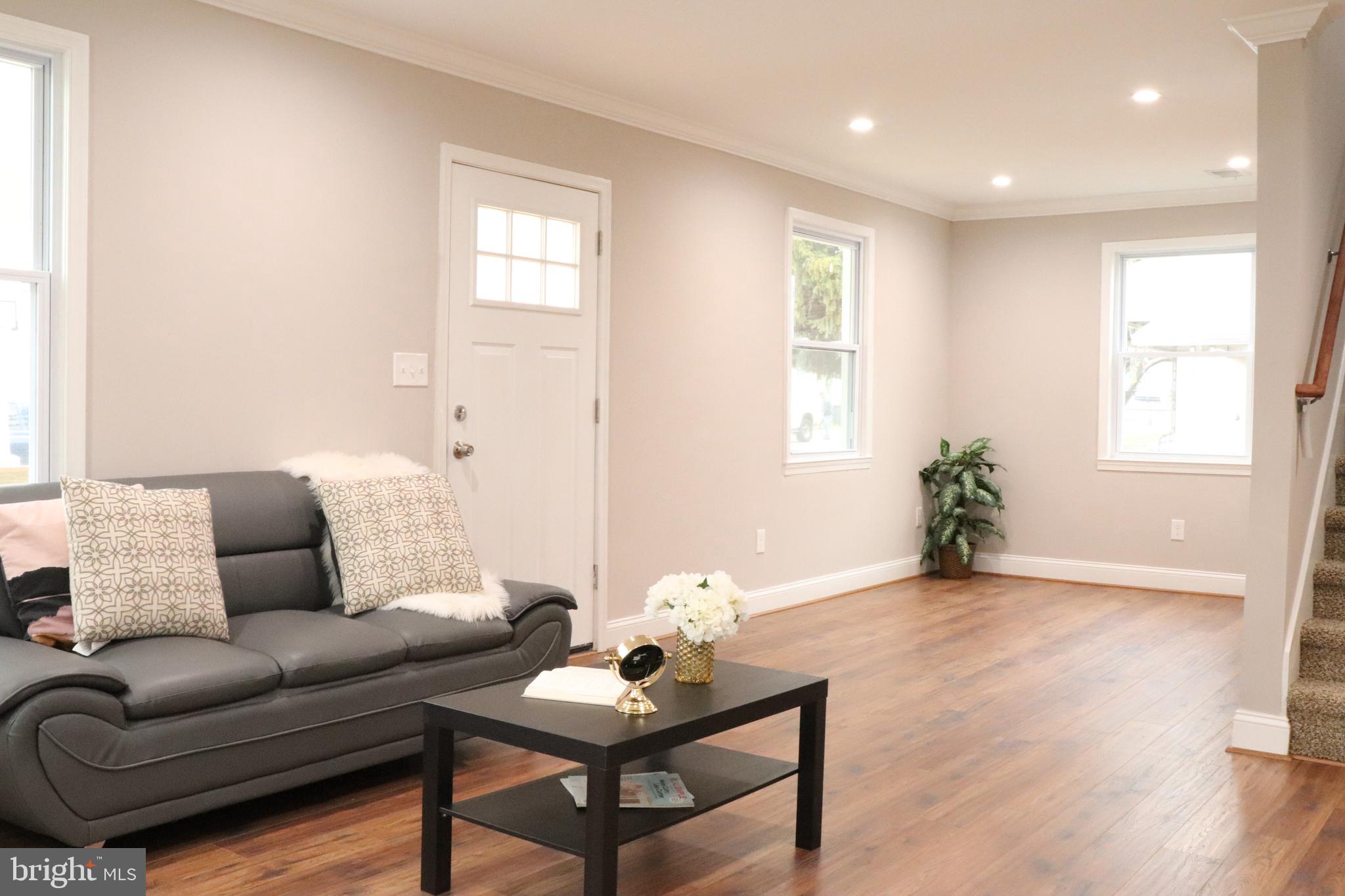 5 Clipper Road Essex, MD 21221 - Photo 10 of 51 Gallery Image 10