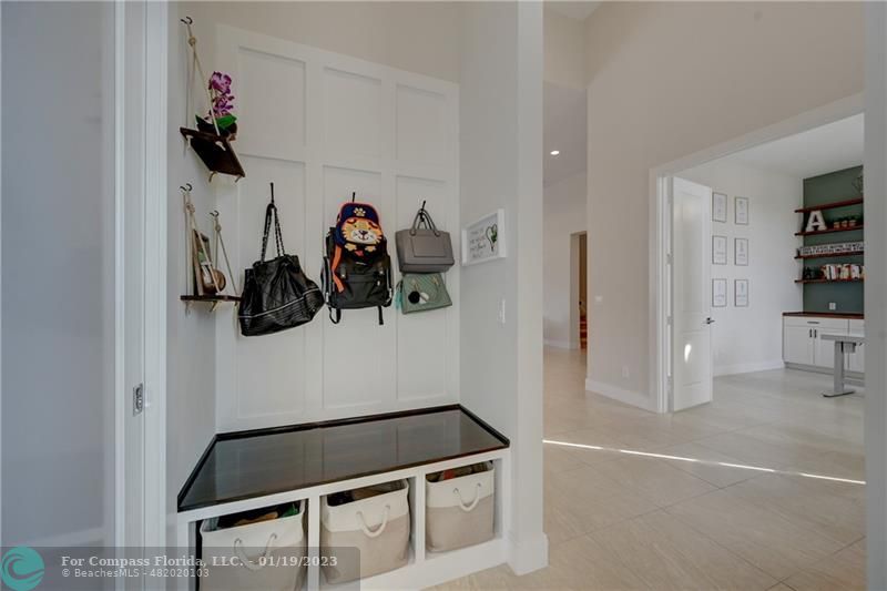 1000 Hookline Circle Loxahatchee, FL 33470 - Photo 7 of 98