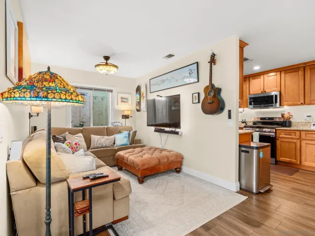 $799,999 | 662 Michael Street, Oceanside, CA 92057