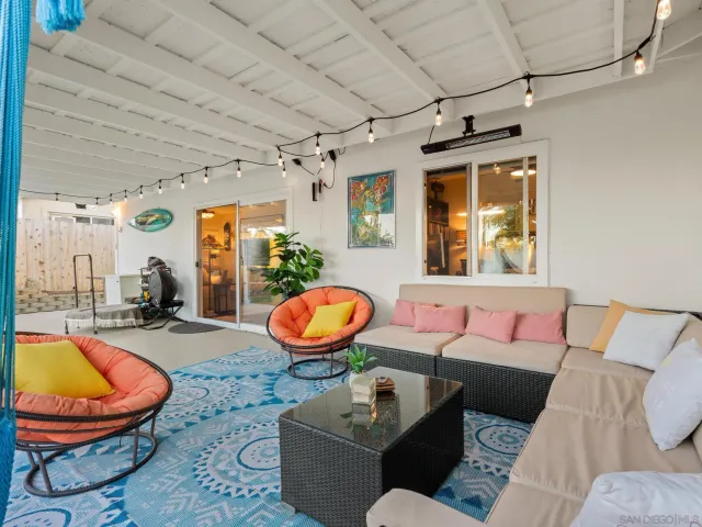 $799,999 | 662 Michael Street, Oceanside, CA 92057