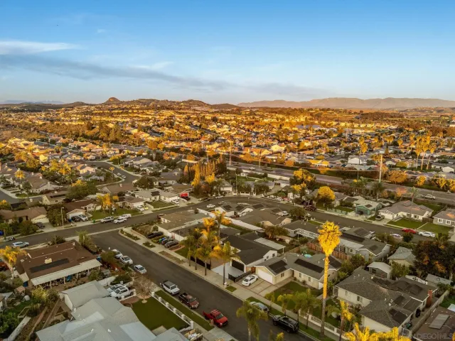 $799,999 | 662 Michael Street, Oceanside, CA 92057