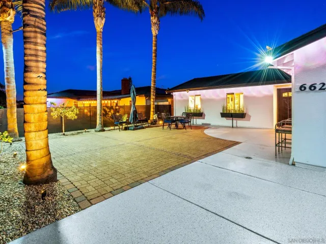 $799,999 | 662 Michael Street, Oceanside, CA 92057