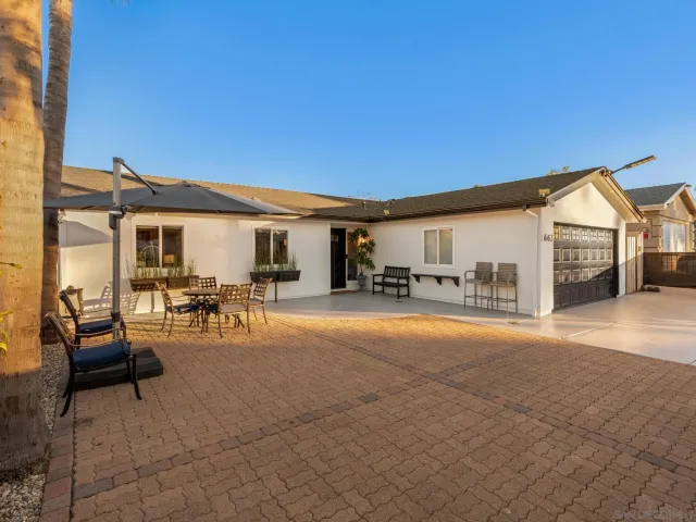$799,999 | 662 Michael Street, Oceanside, CA 92057
