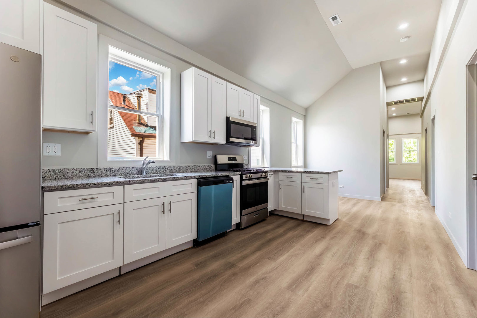 4201 South Normal Avenue, Unit 4 Chicago, IL 60609 - Photo 2 of 10