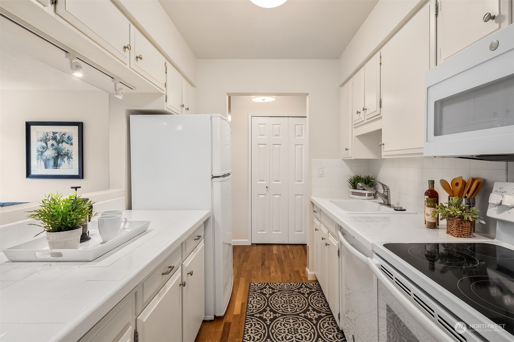 550 Elm Way, Unit 409 Edmonds, WA 98020 - Photo 15 of 28 Gallery Image 15