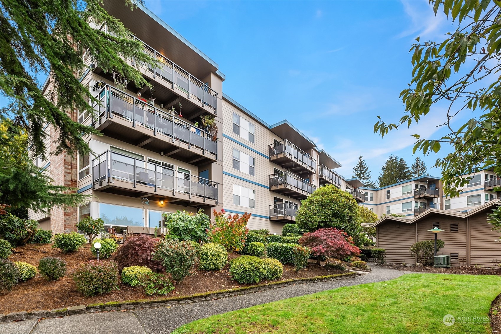550 Elm Way, Unit 409 Edmonds, WA 98020 - Photo 27 of 28 Gallery Image 27