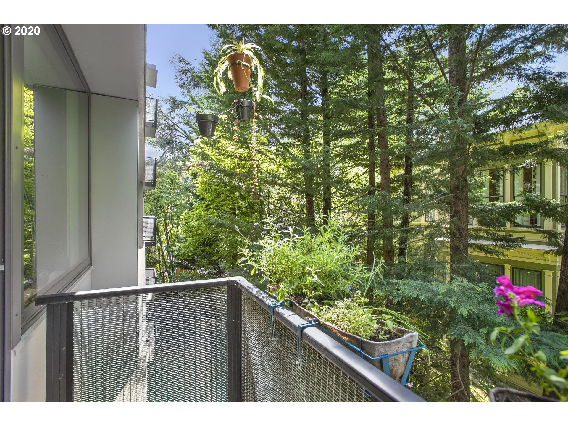 2020 Southwest Main Street, Unit 601 Portland, OR 97205 - Photo 15 of 15 Gallery Image 15