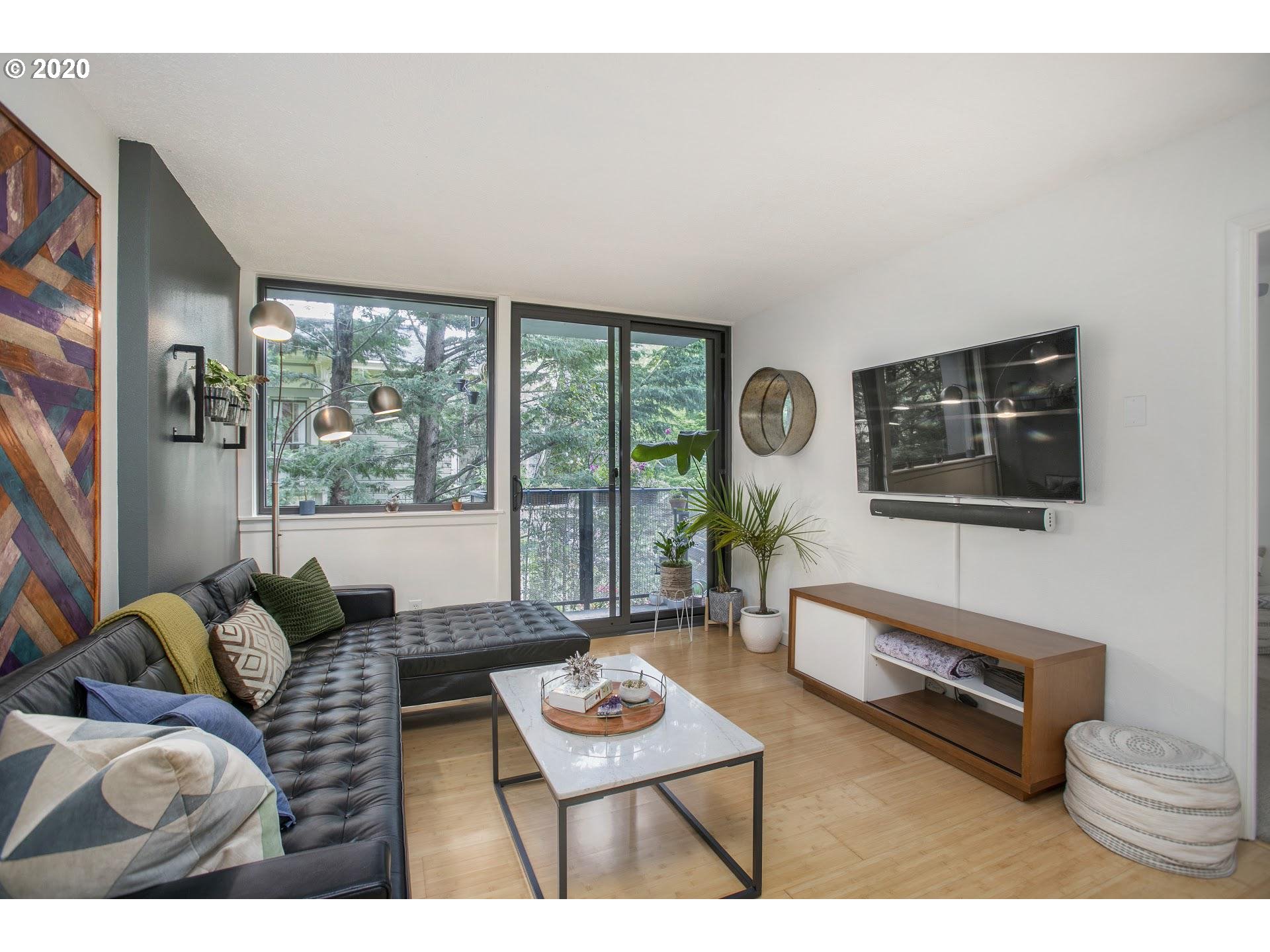 2020 Southwest Main Street, Unit 601 Portland, OR 97205 - Photo 4 of 15 Gallery Image 4