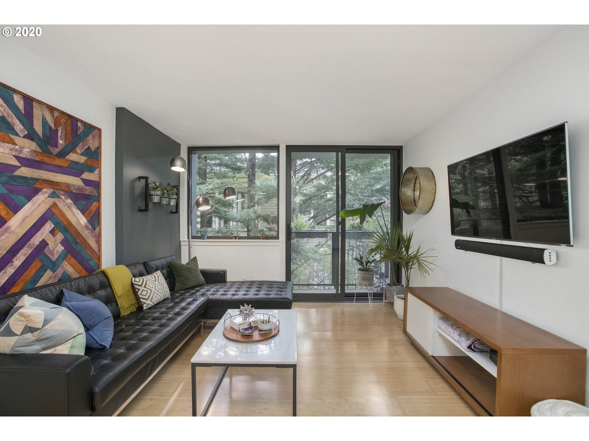 2020 Southwest Main Street, Unit 601 Portland, OR 97205 - Photo 5 of 15 Gallery Image 5