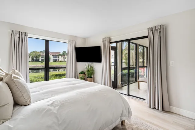 $575,000 | 7918 Granada Place, Unit 103, Boca Raton, FL 33433