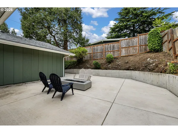 $520,000 | 1255 East 30th Avenue, Eugene, OR 97403