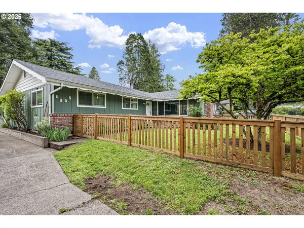 $520,000 | 1255 East 30th Avenue, Eugene, OR 97403