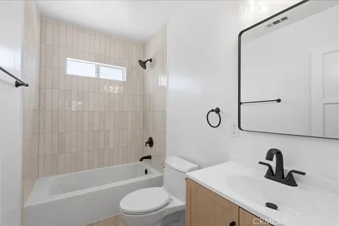 $4,700 | 5117 West 133rd Street, Hawthorne, CA 90250