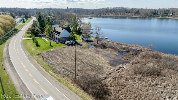 $110,000 | V/l Golf Club, Howell, MI 48843