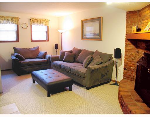 1140 Ingomar Heights Road Pittsburgh, PA 15237 - Photo 8 of 16 Den/Family/Great Room. The Family Room is a wonderful space. Large but comfy, with a fireplace fitted with a remote-control gas stove.